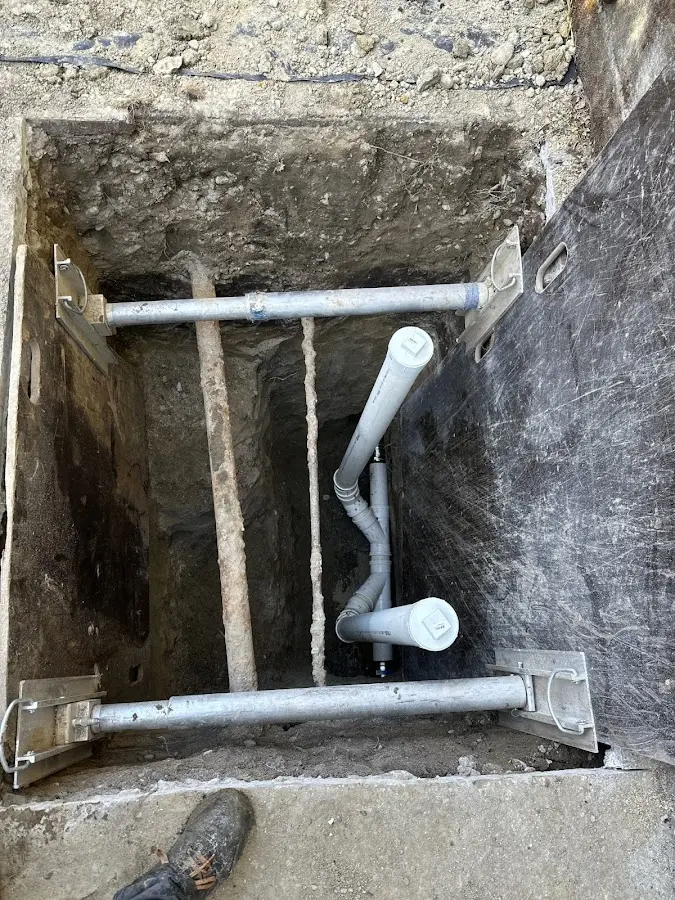 Experienced plumber completing Gas Line Repair work in La Porte